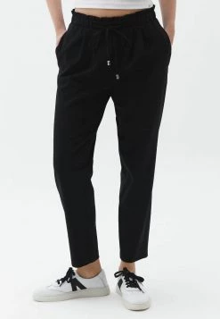 OXXO Donna PLEATED CARROT - Pantaloni - Black