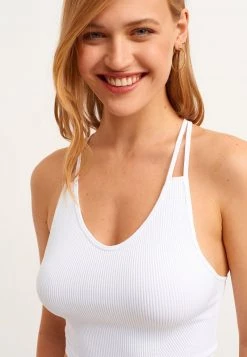 OXXO Donna Top - White -Negozio al dettaglio Oxxo 8c61dd21c223495f93ffb67f4e04a8ef