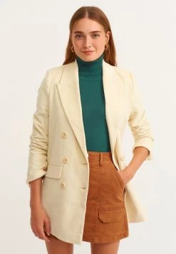 OXXO Donna Cappotto Corto - Tenea -Negozio al dettaglio Oxxo 8d8fe561236344a9805b33fc15732f9f