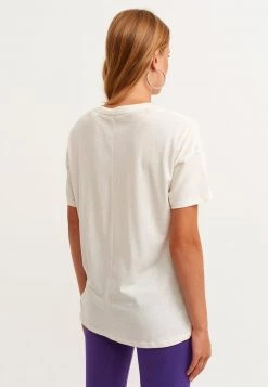 OXXO Donna T-shirt Con Stampa - Ice Milk -Negozio al dettaglio Oxxo 8da2ad78c32d47d3aeb74c570bfde842