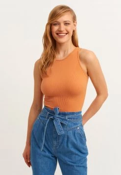 OXXO Donna Top - Aragonite