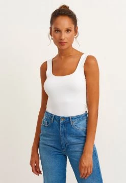 OXXO Donna MIT ECKIGEM AUSSCHNITT - Top - White