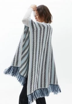 OXXO Donna MIT GESTREIFTER OPTIK - Mantella - Light Blue -Negozio al dettaglio Oxxo 90c168be568e418e9f112a1125fedf0e