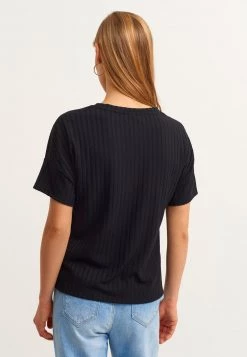 OXXO Donna MIT WEITER FORM - T-shirt Basic - Black -Negozio al dettaglio Oxxo 94637c11e8a447d9a357f0a51b86267b