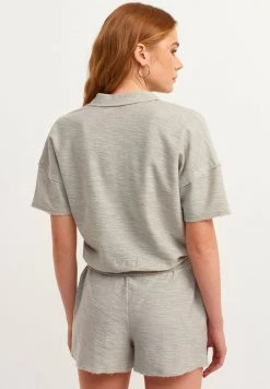 OXXO Donna MIT KRAGEN DETAIL - Polo - Grey Melange -Negozio al dettaglio Oxxo 9536c238de80453ba24ddbb9b8a1bdb9