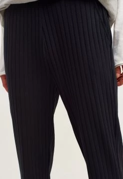 OXXO Donna Pantaloni - Black -Negozio al dettaglio Oxxo 9647fffbc1084ec3b7d11b6af48cb288