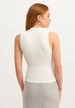 OXXO Donna Top - Ice Milk -Negozio al dettaglio Oxxo 9733a88e16a84c359da4101970ed54a5