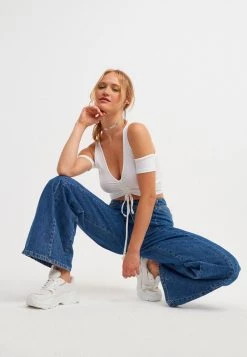 OXXO Donna MIT SCHULTERFREIER OPTIK - T-shirt Basic - White -Negozio al dettaglio Oxxo 97b5ff0751634d18b56d38911942f6ce