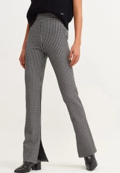 OXXO Donna GEMUSTERTE MIT GESCHLITZER - Pantaloni - Black White