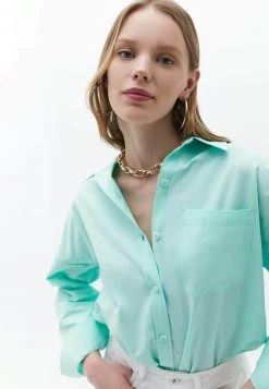 OXXO Donna OVERSIZE MIT BRUSTTASCHE - Camicia - Brook Green -Negozio al dettaglio Oxxo 9d24fd021c3c49fab84b1d584e7584da