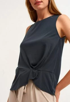 OXXO Donna MIT GEKREUZTEM DETAIL - Camicetta - Black -Negozio al dettaglio Oxxo 9ede76052f1d47338980c6c853e26eab