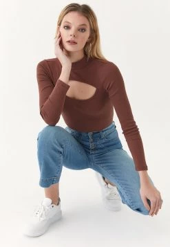 OXXO Donna CUT OUT DETAIL - Maglione - Brunette -Negozio al dettaglio Oxxo 9eec51803f5d4c9c95a87e009c6fd50f