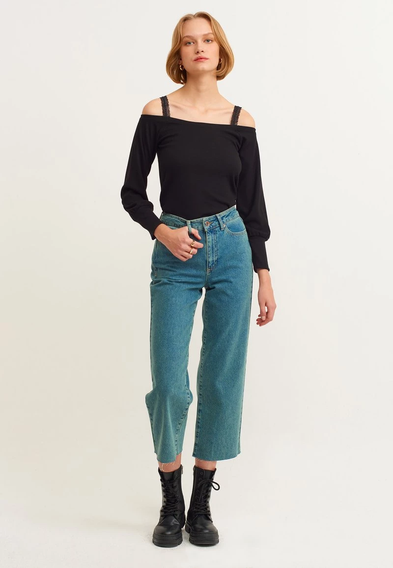 OXXO Donna Maglietta A Manica Lunga - Black 4 OXXO Donna Maglietta A Manica Lunga - Black - immagine 2