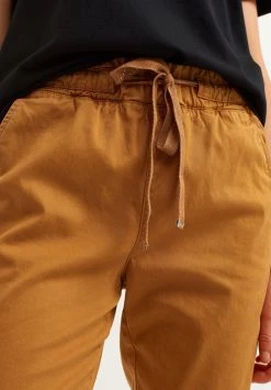 OXXO Donna Pantaloni Sportivi - Antik Chikoo -Negozio al dettaglio Oxxo a52c72b9a5af4c7f8b997f5e0a96d5c6