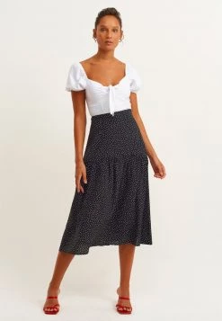 Negozio al dettaglio Oxxo -Negozio al dettaglio Oxxo a7be851465fc4b03a6e5aea31ea0e944