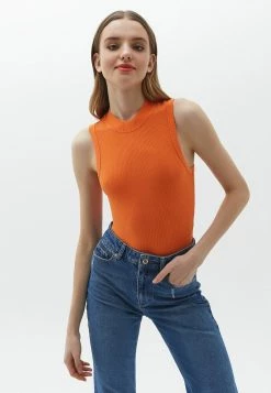 OXXO Donna Top - Golden Poppy