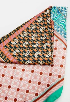 OXXO Donna Foulard - Mix -Negozio al dettaglio Oxxo b2d94aa4f30f4cb6b97d2671249241b2