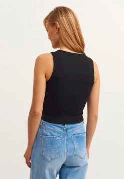 OXXO Donna Top - Black -Negozio al dettaglio Oxxo b36fbc1588c64db190acb8e686ae2d73