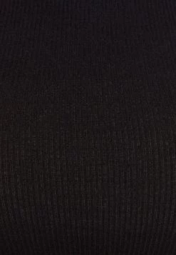 OXXO Donna MIT ENGEM TRAGEKOMFORT - Top - Black -Negozio al dettaglio Oxxo b57ea9a844e34618bcca11cdd6c4d7e9