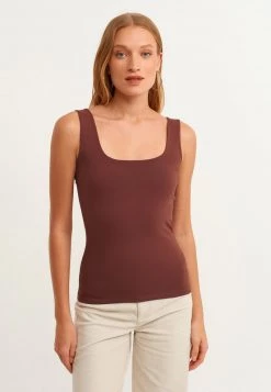 OXXO Donna Top - Alocasia