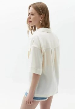 OXXO Donna Camicia - Ice Milk 7 OXXO Donna Camicia - Ice Milk -Negozio al dettaglio Oxxo b9ba4fa8515a43f78e8ed9c6d1ed86d5