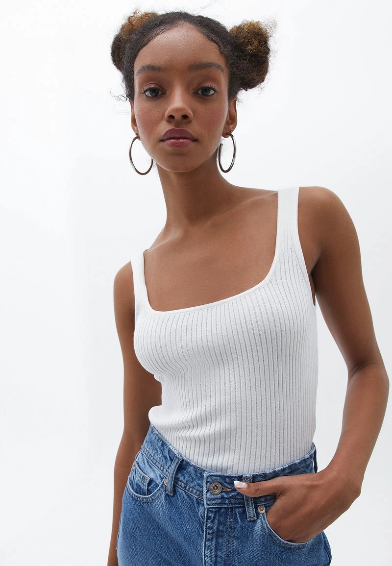 OXXO Donna MIT ECKIGEM AUSSCHNITT - Top - White 5 OXXO Donna MIT ECKIGEM AUSSCHNITT - Top - White - immagine 3