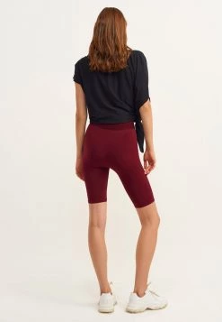 OXXO Donna NAHTLOSE MIT ELASTISCHEM BUND - Shorts - Eggplant -Negozio al dettaglio Oxxo bd71b58e29da441ca25c2bf883a09a8c