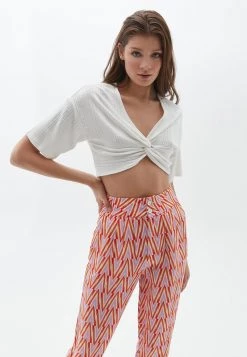 OXXO Donna MIT KNOTENDETAIL - Camicetta - Ice Milk -Negozio al dettaglio Oxxo c264f77936ac49e6b8cfabd03b9b92e7