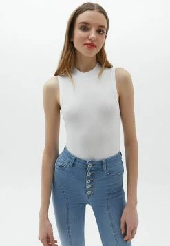 OXXO Donna Top - White