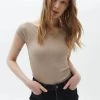 OXXO Donna MIT WEITEM AUSSCHNITT - T-shirt Basic - Light Taupe -Negozio al dettaglio Oxxo c67a1cbb99054ab29dafbe53946dda3f