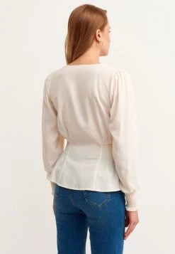 OXXO Donna MIT EDLEN KNÖPFEN - Camicetta - Sandy -Negozio al dettaglio Oxxo c98713a71c2c4fe89f0092ca2c5dac19