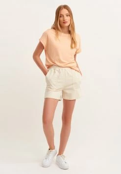 Negozio al dettaglio Oxxo -Negozio al dettaglio Oxxo cf58f2e5f8b54f199bced7a4cdef5167