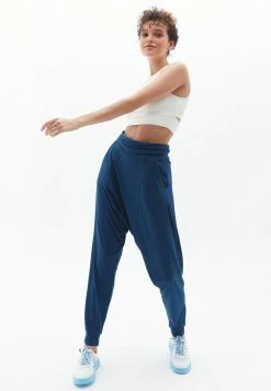 OXXO Donna Pantaloni Sportivi - Titan -Negozio al dettaglio Oxxo d21d7b410ca64d7eb62cf7bd265602f9