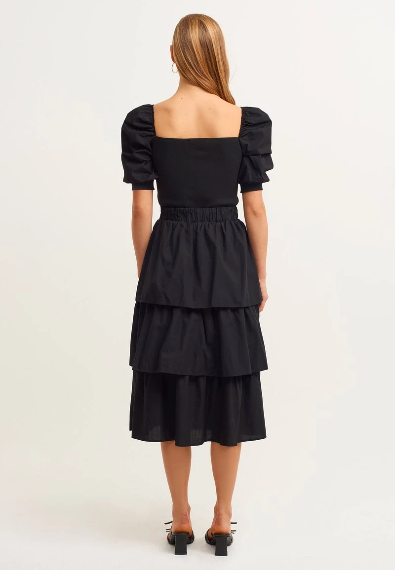 OXXO Donna Gonna A Campana - Black 4 OXXO Donna Gonna A Campana - Black - immagine 2