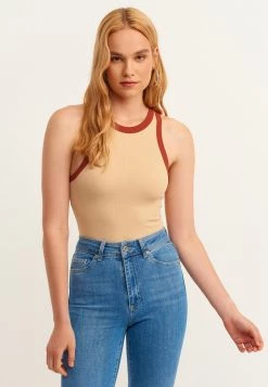 OXXO Donna ELASTISCHES MIT FEINER RIPPENSTRUKTUR - Top - Caraway Rust -Negozio al dettaglio Oxxo dc991af82ed34bd58a2d28d9b7aece51