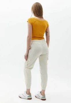 OXXO Donna MIT ENGEN BEINABSCHLÜSSEN - Pantaloni Cargo - Birch -Negozio al dettaglio Oxxo df04832385e744bbbaf21d4e01ea508c