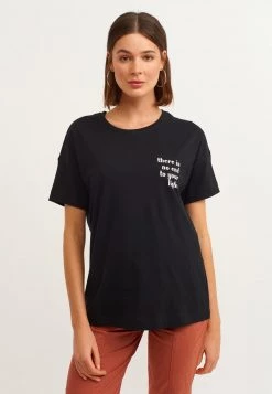 OXXO Donna T-shirt Con Stampa - Black -Negozio al dettaglio Oxxo e0440a99631e436ab6f5387ae4ff0b17