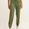 OXXO Donna MIT BINDEDETAIL - Pantaloni Sportivi - Green -Negozio al dettaglio Oxxo e1ae9470ca48480aa2e92d9c382307c9