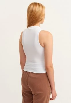 OXXO Donna Top - White 8 OXXO Donna Top - White -Negozio al dettaglio Oxxo e1c033617c034776b7f09123ddf74fac