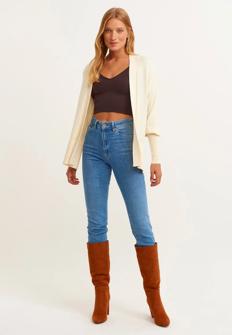 OXXO Donna Cardigan - Moon Sheel 4 OXXO Donna Cardigan - Moon Sheel - immagine 2