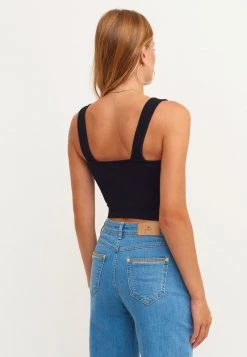 OXXO Donna Top - Black 8 OXXO Donna Top - Black -Negozio al dettaglio Oxxo e537659965d143f2b4f548946fb38caf