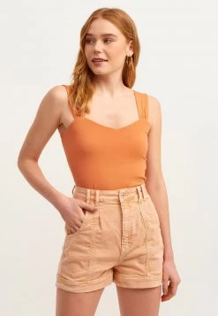 OXXO Donna Top - Aragonite