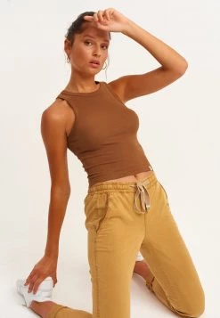 OXXO Donna ELASTISCHES MIT FEINER RIPPENSTRUKTUR - Top - Brownish -Negozio al dettaglio Oxxo eca34b36773e4ccd8758e6150cd5702f