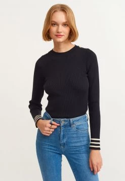 OXXO Donna Maglione - Black Stripe -Negozio al dettaglio Oxxo ed1b17cbe4554e7bae1f88e104dad3dc