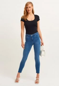 OXXO Donna T-shirt Basic - Black -Negozio al dettaglio Oxxo ee8ead7fbf604408ac7338016d84ef18