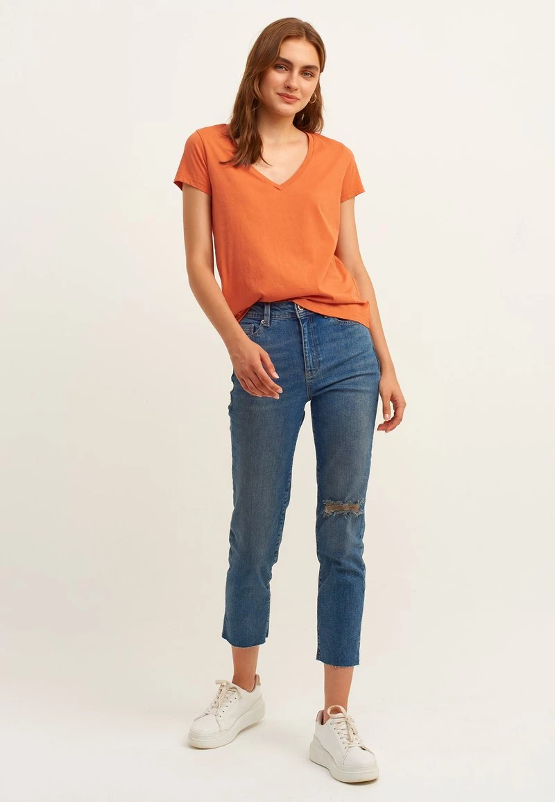 OXXO Donna T-shirt Basic - Tulipa 4 OXXO Donna T-shirt Basic - Tulipa - immagine 2