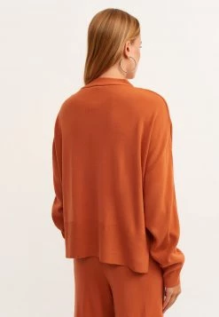 OXXO Donna Maglione - Tulipa -Negozio al dettaglio Oxxo f14df208c30d4ff6b6d3415ab1ced1c5