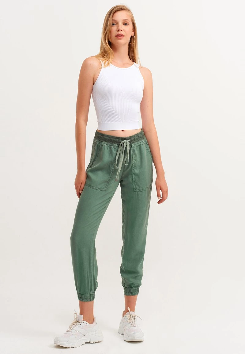 OXXO Donna Top - White 4 OXXO Donna Top - White - immagine 2