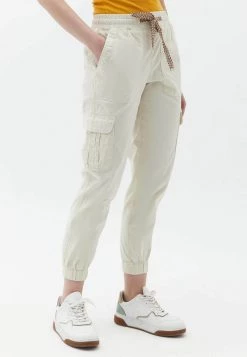 OXXO Donna MIT ENGEN BEINABSCHLÜSSEN - Pantaloni Cargo - Birch