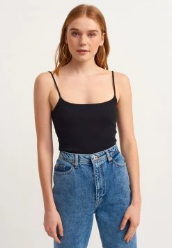 OXXO Donna Top - Black